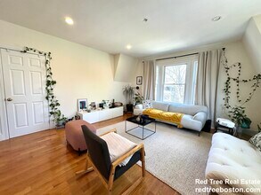 14 Selkirk Rd, Unit 3 in Boston, MA - Building Photo - Building Photo
