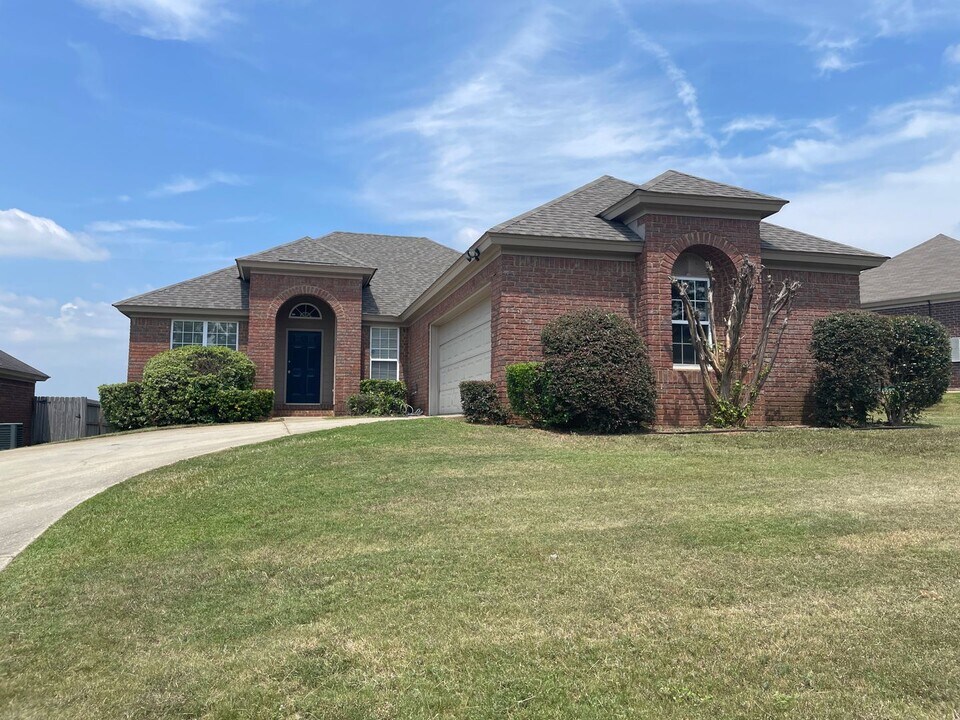 1978 Regent Rd in Prattville, AL - Building Photo