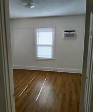 819 N Dos Robles Pl, Unit A in Alhambra, CA - Foto de edificio - Building Photo