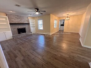 3200 S 56th St in Fort Smith, AR - Foto de edificio - Building Photo