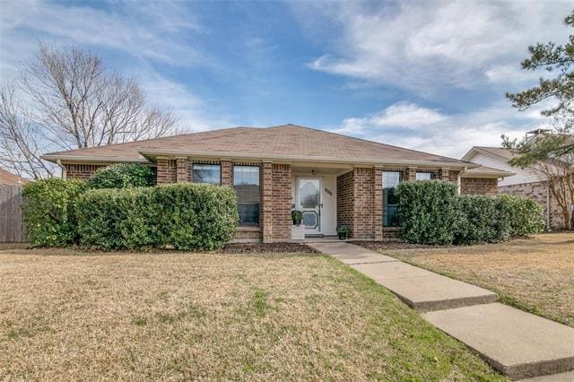 property at 3420 Lilac Ln