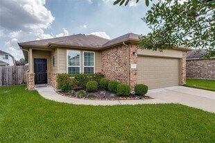23614 Maple View Dr in Spring, TX - Building Photo