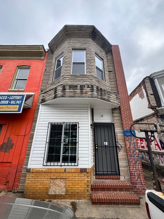 4603 Pennington Ave in Baltimore, MD - Building Photo