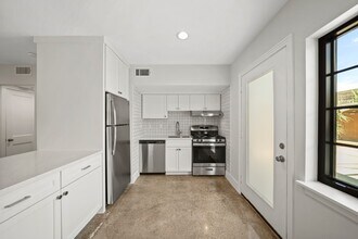 520 Lovett Blvd in Houston, TX - Building Photo - Building Photo