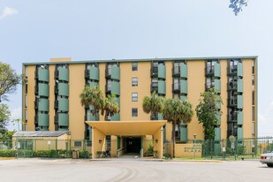 Edison Plaza Apartments