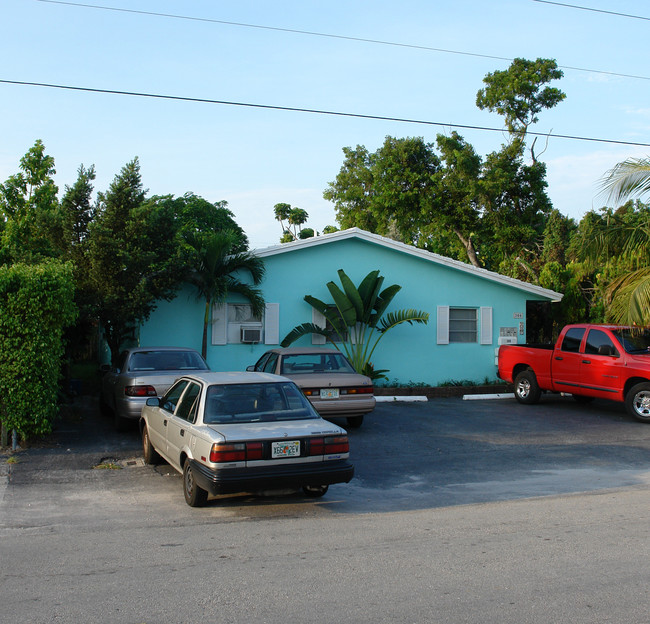 308 SW 15th St in Fort Lauderdale, FL - Building Photo - Building Photo