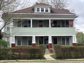 426-428 S Westnedge Ave in Kalamazoo, MI - Building Photo