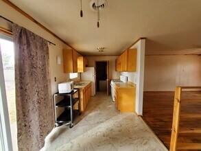 121 Warwick St in Borger, TX - Foto de edificio - Building Photo