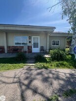 9239 N River Rd in Clay Township, MI - Building Photo