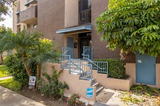 315 Chester St in Glendale, CA - Foto de edificio - Building Photo