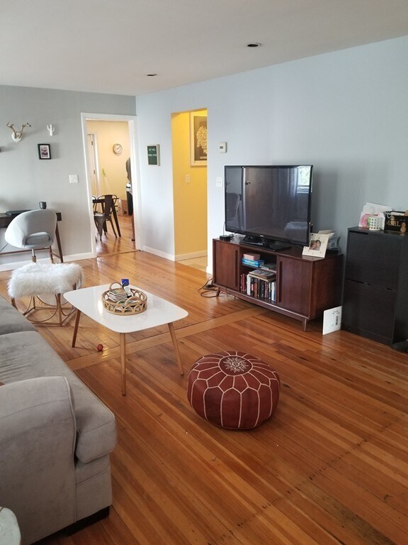 32 Frankfort St in Boston, MA - Building Photo - Building Photo