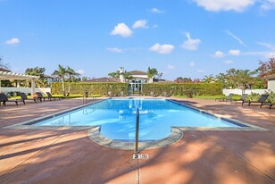 Tierra Vista in Oxnard, CA - Building Photo