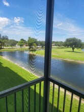 3100 W Rolling Hills Cir in Davie, FL - Building Photo - Building Photo