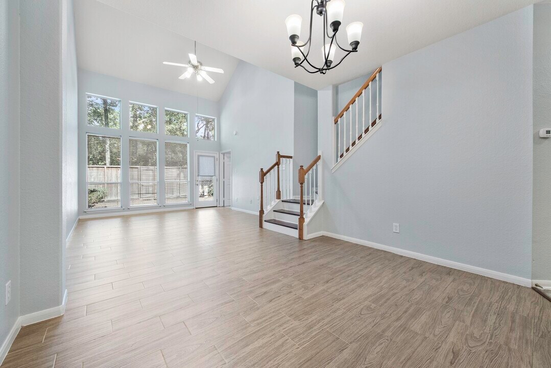 99 E Greenhill Terrace Pl in Spring, TX - Building Photo