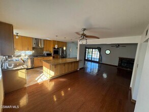 3024 Cisco Ct in Simi Valley, CA - Building Photo - Building Photo