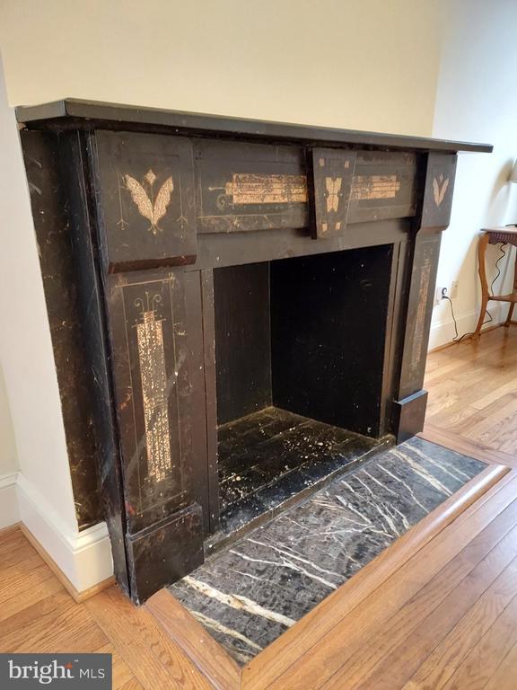 property at 235 S Ann St
