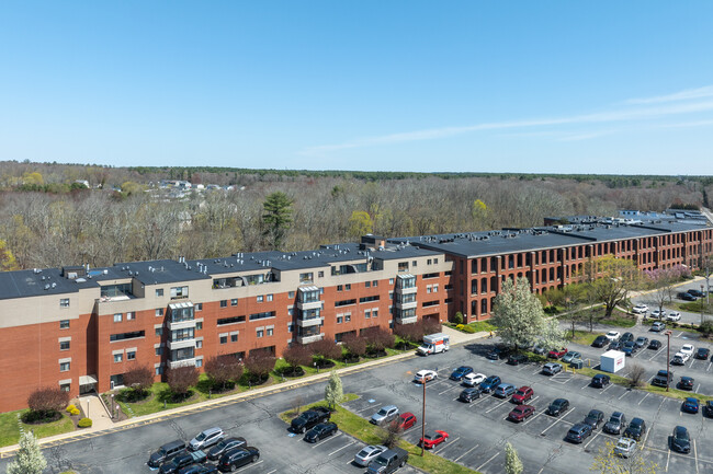 River Bend Condominiums in East Taunton, MA - Building Photo - Building Photo