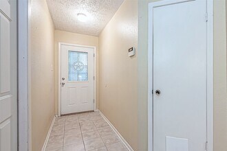 2122 Heritage Colony Dr in Friendswood, TX - Foto de edificio - Building Photo