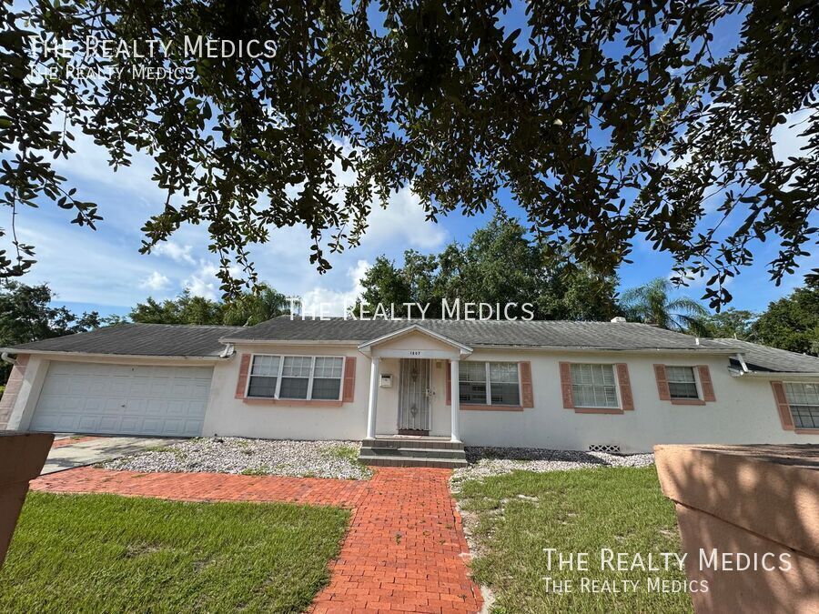 1807 N Park Ave in Winter Park, FL - Building Photo