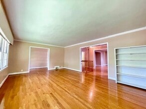 2396 Lavista Rd in Atlanta, GA - Building Photo - Building Photo