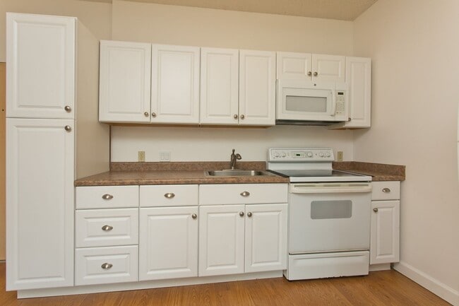 94-979-979 Kau'Olu Pl in Waipahu, HI - Building Photo - Building Photo