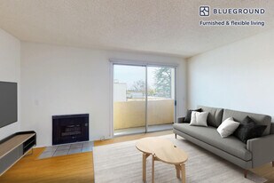 1920 Overland Ave in Los Angeles, CA - Building Photo