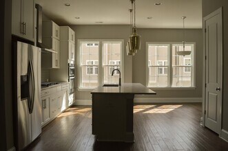 849 Wake Towne Dr in Raleigh, NC - Building Photo - Building Photo