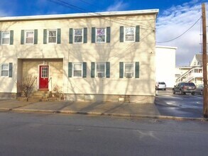 25 Walker St in Manchester, NH - Building Photo - Building Photo