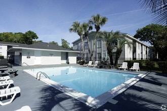 Tillman Park Apartments in Mobile, AL - Foto de edificio - Building Photo