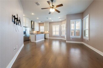 7811 Wildcat Pass in Austin, TX - Building Photo - Building Photo