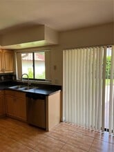 8203 Saragoza Ct in Orlando, FL - Building Photo - Building Photo