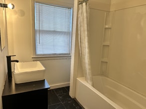 40 Benjamin Ave SE in Grand Rapids, MI - Foto de edificio - Building Photo