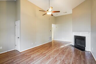 820 Thomas Bay Ct in Nashville, TN - Building Photo - Building Photo