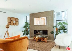 115 Park Pl in Los Angeles, CA - Building Photo