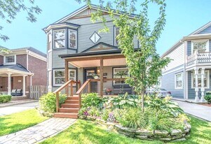 986 Smith Ave in Birmingham, MI - Building Photo