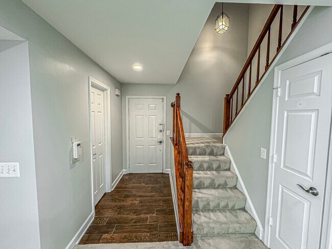 3801 Ridge Knoll Ct in Fairfax, VA - Building Photo - Building Photo
