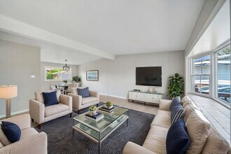344 Ashland Ave in Chicago Heights, IL - Building Photo - Building Photo