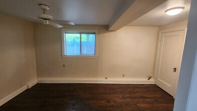 2831 Pearl St, Unit 2 in Austin, TX - Building Photo - Building Photo