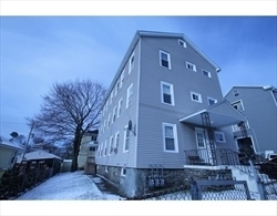 93 Puritan Ave in Worcester, MA - Foto de edificio