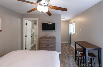845 Beryl St in San Diego, CA - Building Photo - Building Photo