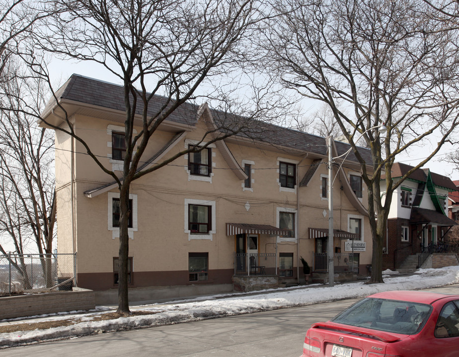 Kelly's Residence in Toronto, ON - Building Photo