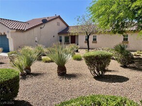 9441 New Utrecht St in Las Vegas, NV - Building Photo - Building Photo