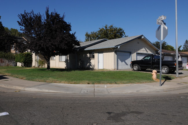 1922-1924 S Church St in Lodi, CA - Building Photo - Building Photo