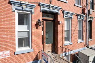 933 Garden St in Hoboken, NJ - Building Photo - Building Photo