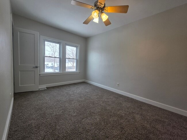 property at 1014 32nd St SE