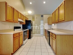 123 Shaw Rd in Englewood, OH - Building Photo - Building Photo