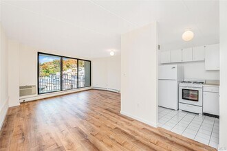 1155 Warburton Ave, Unit 7B in Yonkers, NY - Building Photo - Building Photo