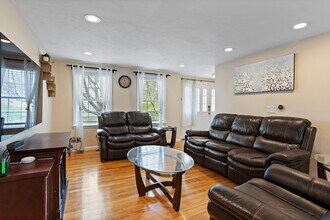 24 Loring Avenue in Boxborough, MA - Building Photo - Building Photo