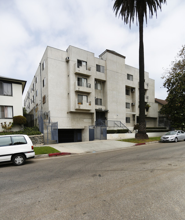 215 S Occidental Blvd in Los Angeles, CA - Building Photo