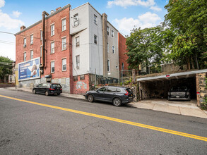 156 Palisade Ave in Yonkers, NY - Building Photo - Building Photo